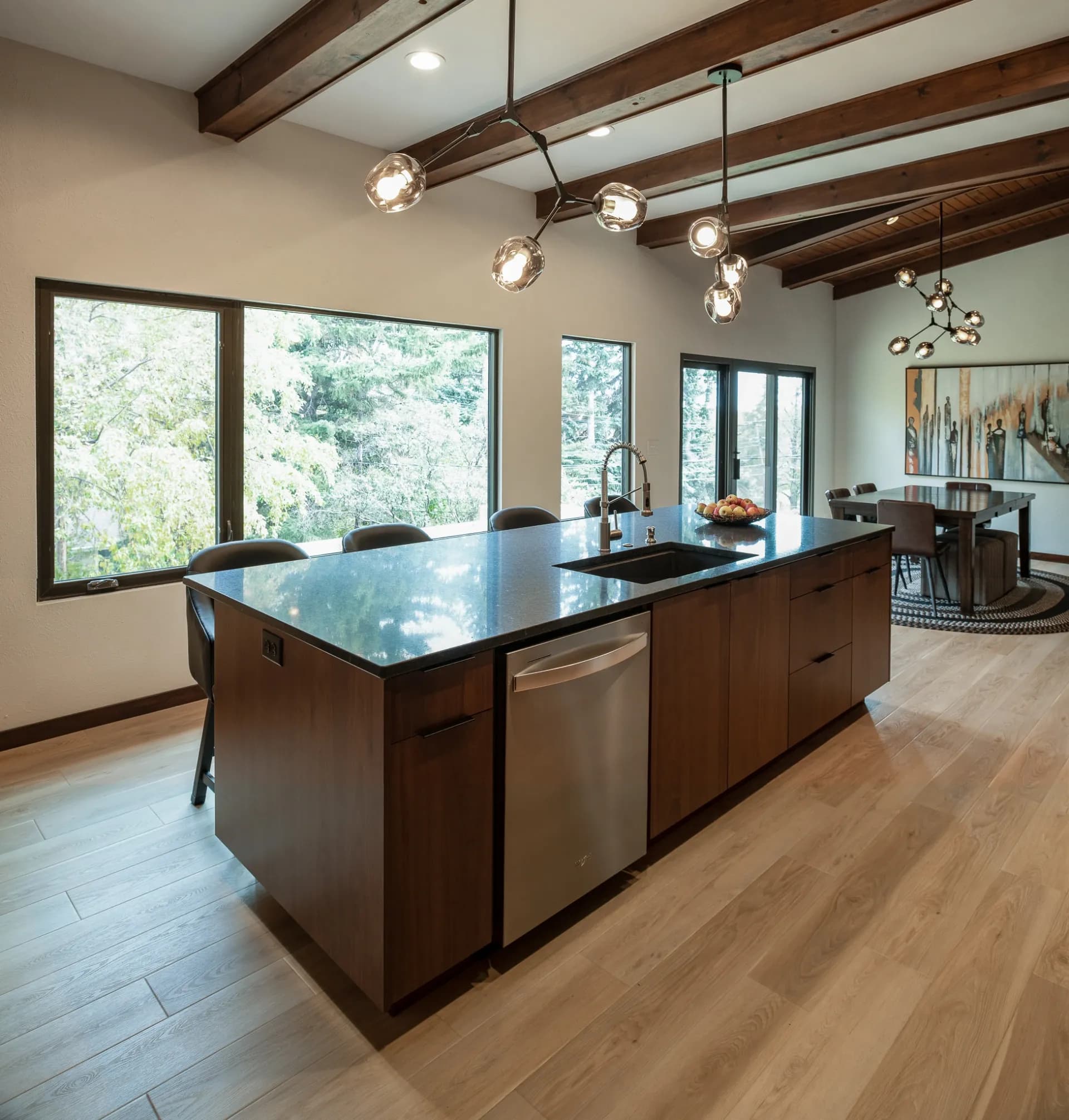 Previous kitchen before remodel