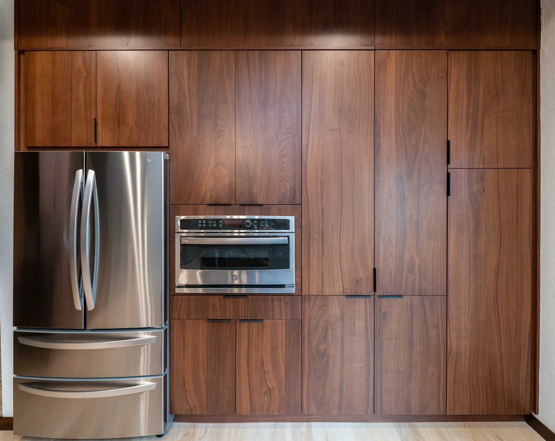 Previous kitchen before remodel