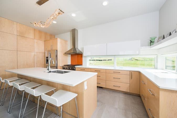 Previous kitchen before remodel