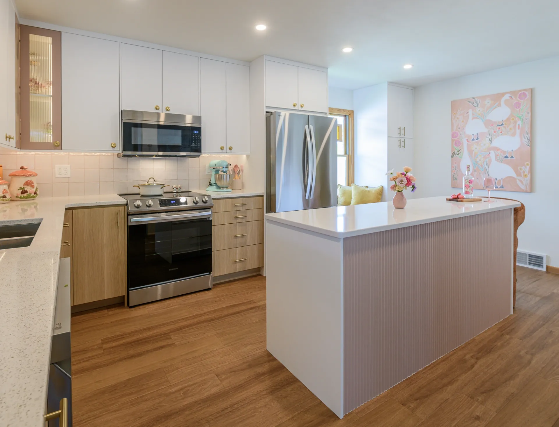 Previous kitchen before remodel