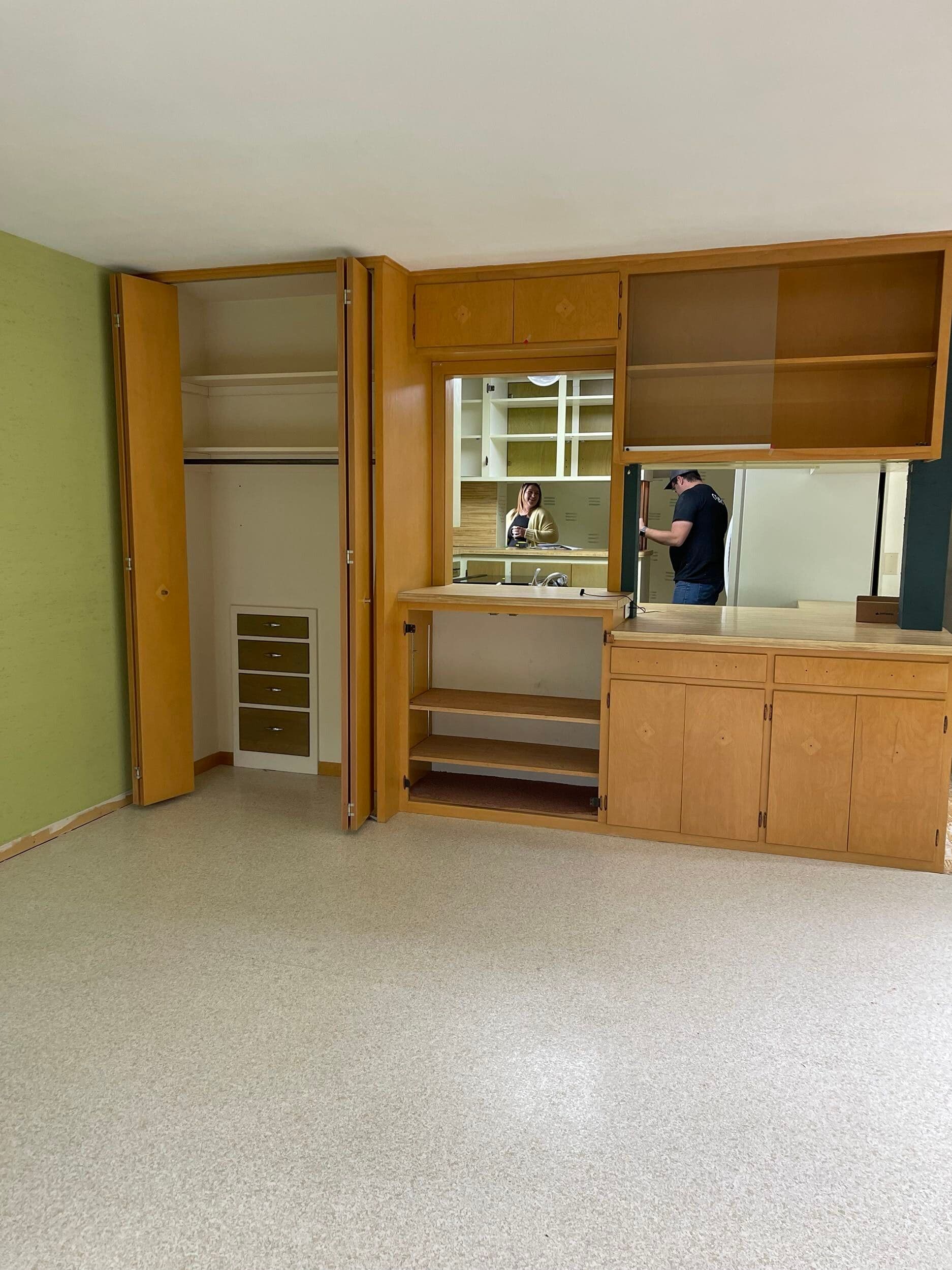 Previous kitchen before remodel