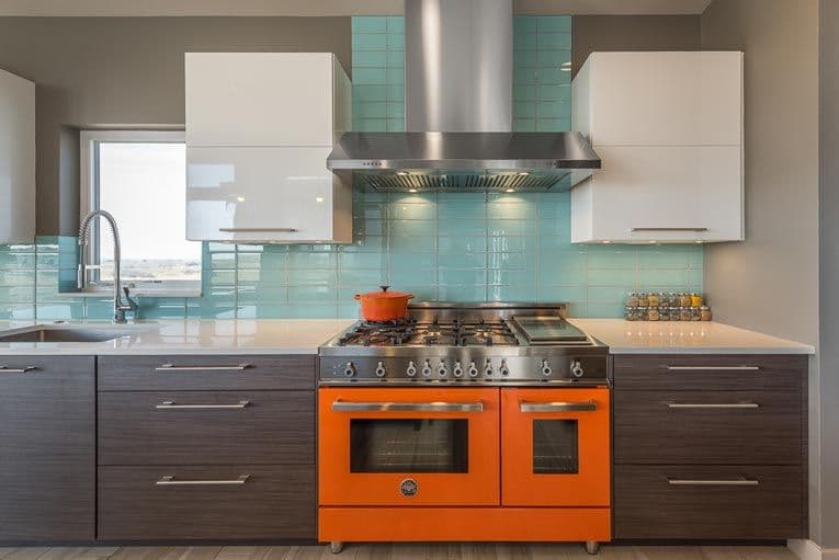 Previous kitchen before remodel